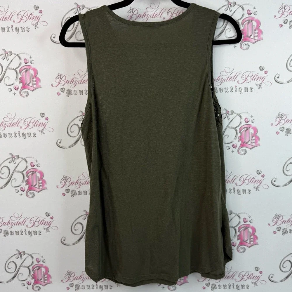 Devoted tank top crochet pattern boho green Olive Crochet Detail Tank Top - Picture 2 of 10
